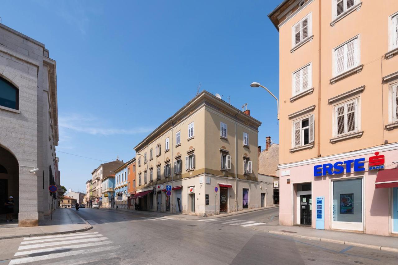 Polesana Rooms Pula Exterior photo